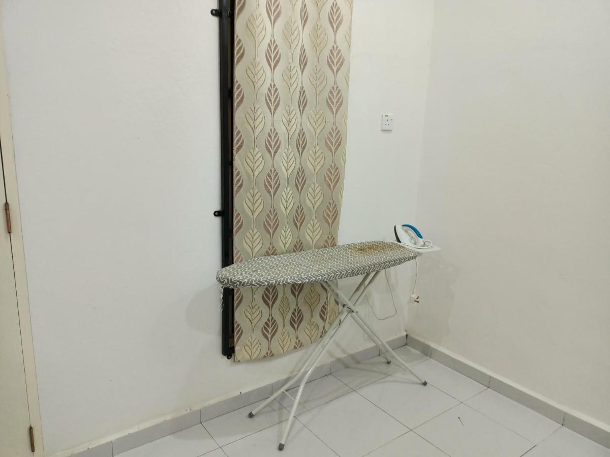 Kampong Baru Ummi'S Homestay Kuala Besut מראה חיצוני תמונה